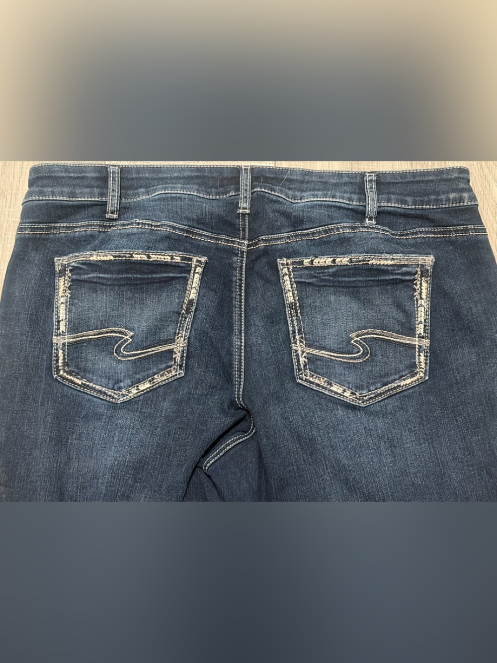 Silver Jeans Size 16
